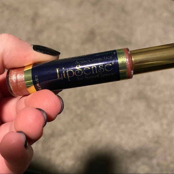 Limited Edition Sugar Plum Lipsense - Picture 4 of 4